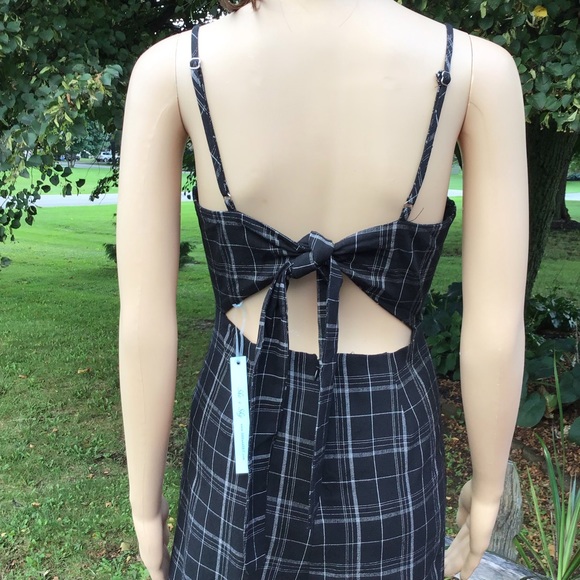 TARTAN LINED JUMPSUIT WIDE LEG ADJUSTABLE  BOW IN BACK - Picture 2 of 10